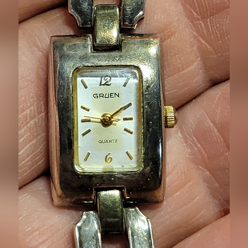 Ladies Gruen antique silver dress watch in good condition
